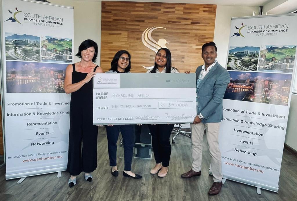 SACC Kim Wightman Event Cheque to Breadline AFrica Bilal Adam CEO Award